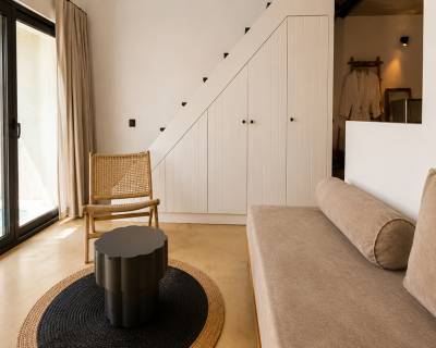 Theros Suite